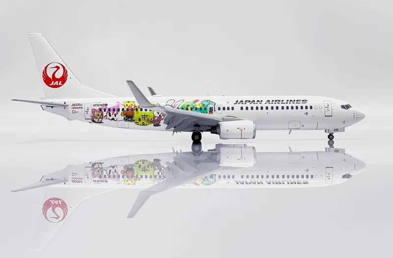 Japan Air Lines (JAL) Boeing 737-800 w/ Winglets JA330J 1:200 JC Wings