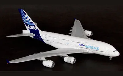 エアバスハウスカラー エアバス A380-800 F-WWOW