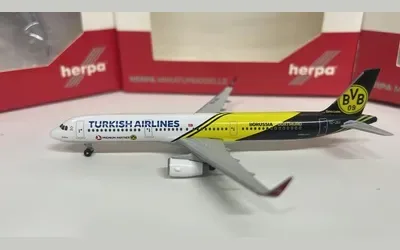 Turkish Airlines Airbus A321 w/ Sharklets TC-JSJ 1:500 Herpa