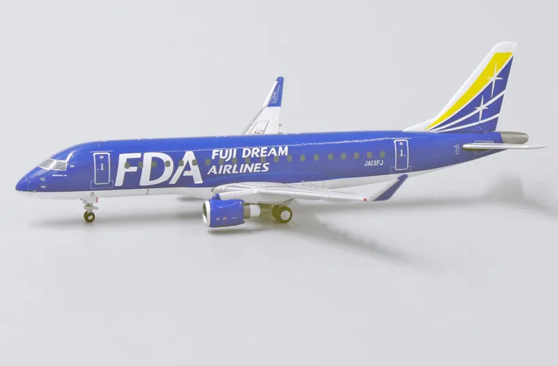 フジドリームエアラインズ エンブラエル E175 w/ Long Wing JA13FJ