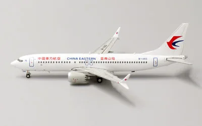China Eastern Airlines Boeing 737 MAX 8 B-1383 1:400 JC Wings