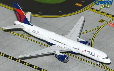 デルタ航空 ボーイング 757-200 N683DA 画像1