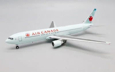 エア・カナダ ボーイング 767-300 C-FTCA