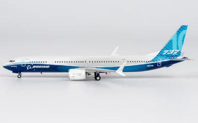 Boeing House Boeing 737 MAX 10 N27751 1:400 NG Models