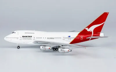 Qantas Airways Boeing 747SP VH-EAB 1:400 NG Models