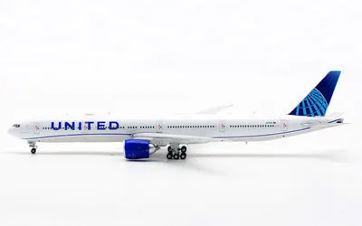 United Airlines Boeing 777-300ER N2251U 1:400 Aviation400