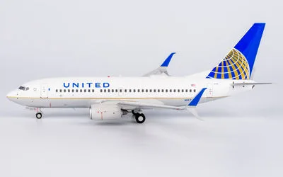 United Airlines Boeing 737-700 w/ Scimitar Winglets N16703 1:200 NG Models