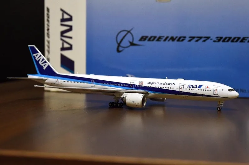 ANA ボーイング 777-300ER JA777A | 航空模型格納庫モデルハンガー