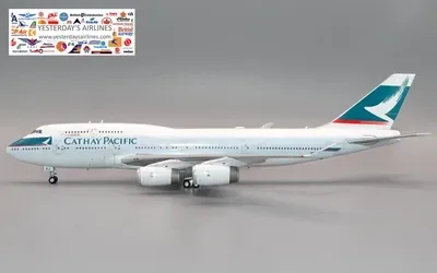 キャセイパシフィック ボーイング 747-400 B-HUJ
