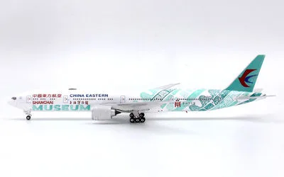 China Eastern Airlines Boeing 777-300ER B-7349 1:400 Phoenix Models