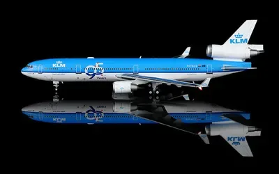 KLMオランダ航空 マクドネル・ダグラス MD-11 PH-KCE