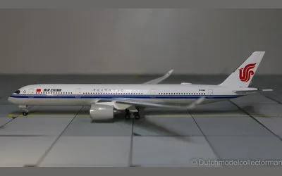 Air China Airbus A350-900 B-1086 1:500 Herpa