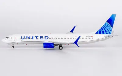 United Airlines Boeing 737-900 w/ Scimitar Winglets N38459 1:200 NG Models