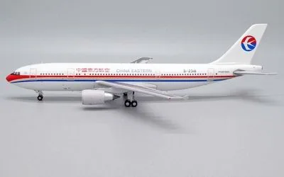 China Eastern Airlines Airbus A300-600 B-2318 1:200 JC Wings