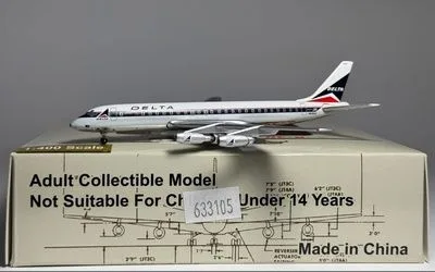 デルタ航空 ダグラス DC-8-30 N8166A