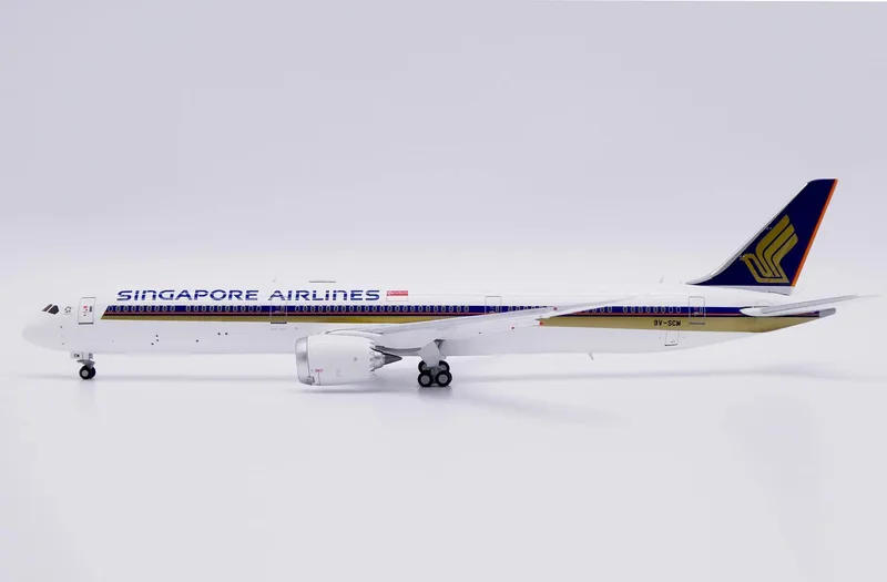 シンガポール航空 ボーイング 787-10 9V-SCM 画像1