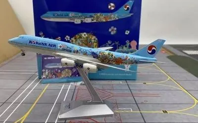 Korean Air Boeing 747-8 HL7630 1:400 YY Model