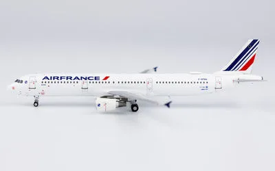 エールフランス航空 エアバス A321 F-GTAU