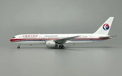 China Eastern Airlines Boeing 767-300 B-2568 1:400 Phoenix Models