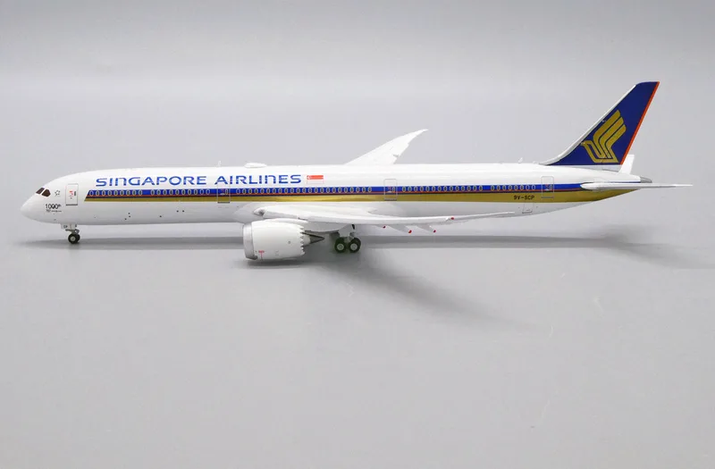シンガポール航空 ボーイング 787-10 9V-SCP 画像1