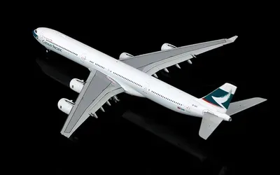 Cathay Pacific Airbus A340-600 B-HQC 1:400 YY Model