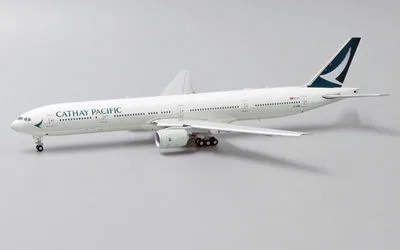 キャセイパシフィック ボーイング 777-300 B-HNO 画像1