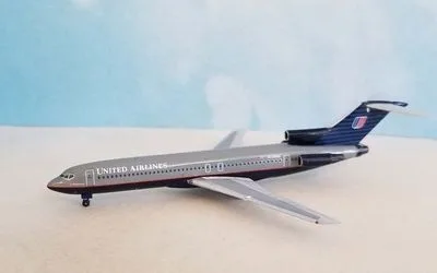 United Airlines Boeing 727-200 N7288U 1:400 Aeroclassics