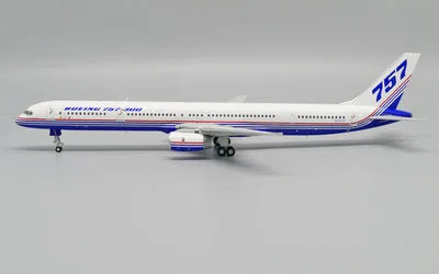 Boeing House Boeing 757-300 N757X 1:200 JC Wings
