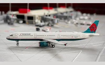 アメリカン航空 エアバス A321 N580UW 画像1