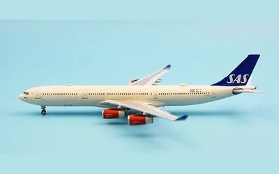 Scandinavian Airlines (SAS) Airbus A340-300 OY-KBI 1:400 Panda Model