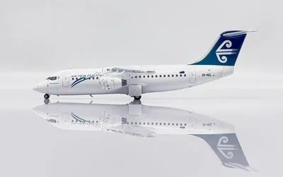 Air New Zealand BAe 146-300 / Avro RJ100 ZK-NZL 1:200 JC Wings