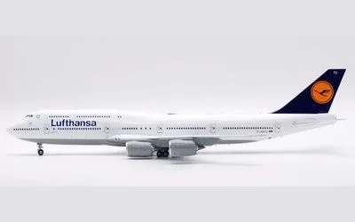 Lufthansa Boeing 747-8 D-ABYU 1:200 SQ Wings