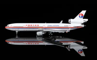 中国東方航空 マクドネル・ダグラス MD-11 B-2174