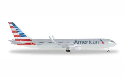 アメリカン航空 ボーイング 767-300 w/ Winglets N349AN