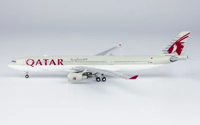 Qatar Airways Airbus A330-300 A7-AEE 1:400 NG Models