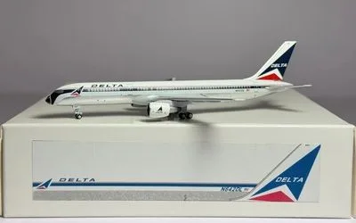 デルタ航空 ボーイング 757-200 N642DL 画像1