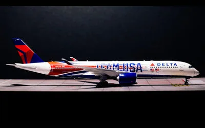 Delta Air Lines Airbus A350-900 N521DN 1:400 Phoenix Models