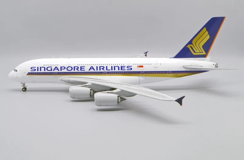 シンガポール航空 エアバス A380-800 9V-SKB