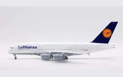 Lufthansa Airbus A380-800 D-AIMI 1:200 SQ Wings
