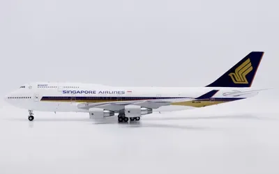 Singapore Airlines Boeing 747-400 9V-SPM 1:200 JC Wings