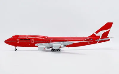 カンタス航空 ボーイング 747-400 VH-OEJ