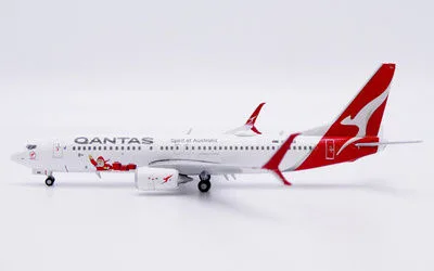 Qantas Airways Boeing 737-800 w/ Scimitar Winglets VH-VZX 1:400 JC Wings