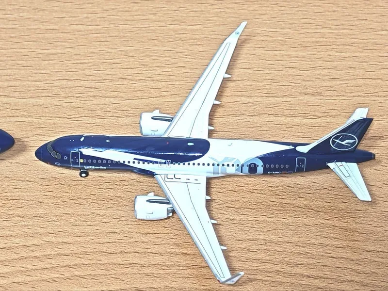ルフトハンザ航空 エアバス A320neo D-AING サムネイル4