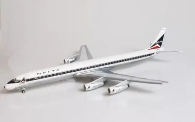 Delta Air Lines Douglas DC-8-61 N1300L 1:200 Aeroclassics