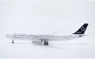 Air China Airbus A330-300 B-5912 1:400 Phoenix Models