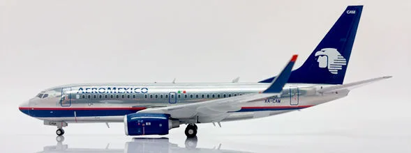 Aeromexico Boeing 737-700 w/ Winglets XA-CAM 1:200 JC Wings