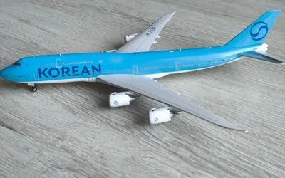 Korean Air Boeing 747-8 HL7638 1:400 Phoenix Models