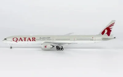 カタール航空 ボーイング 777-300ER A7-BAV
