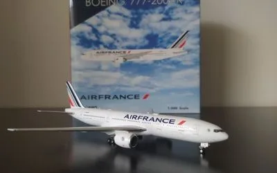 Air France Boeing 777-200 F-GSPP 1:400 Phoenix Models