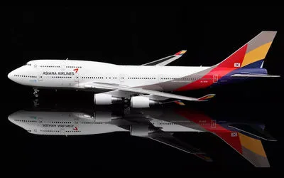 Asiana Airlines Boeing 747-400 HL7428 1:200 SQ Wings